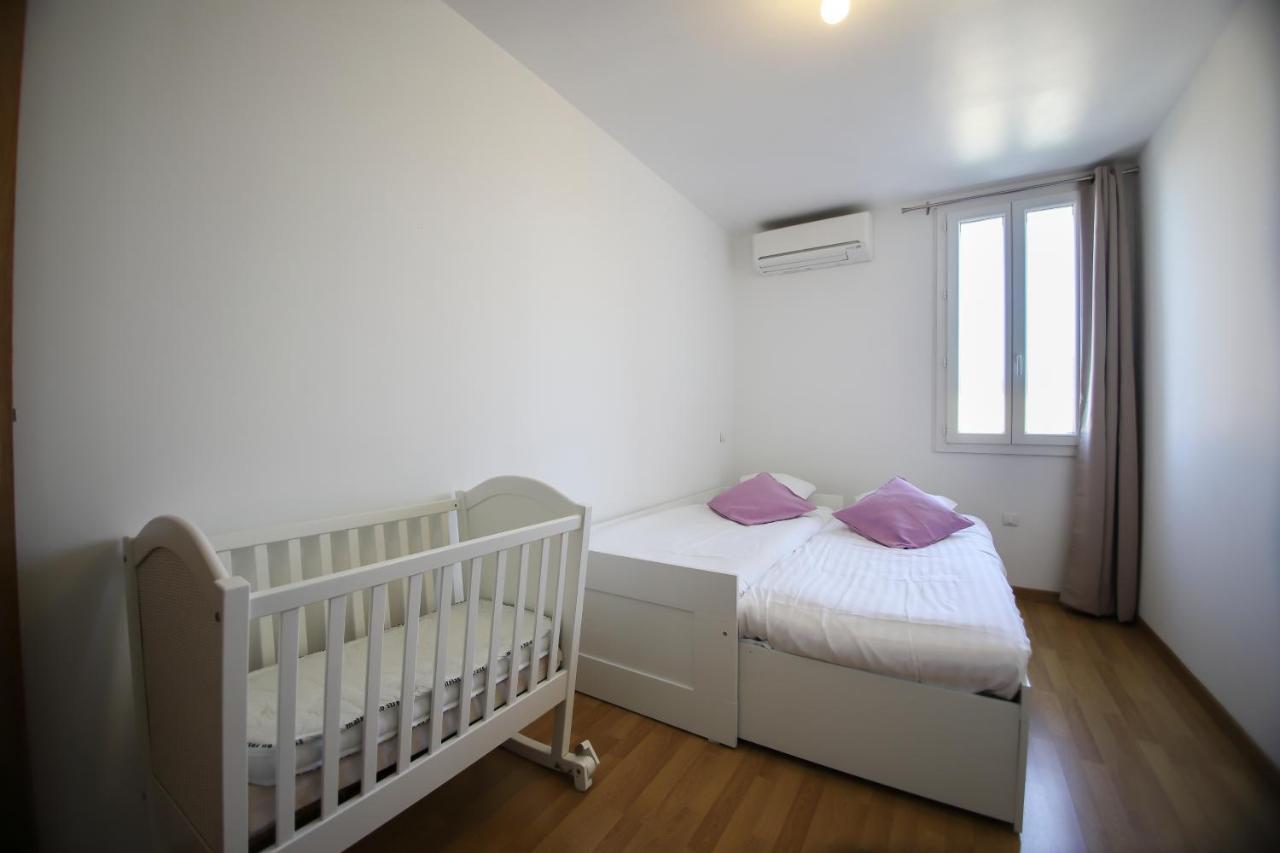 Maison Tendance Avec Jardin, Centre Village, Alpilles, Familles Eyragues Exterior foto